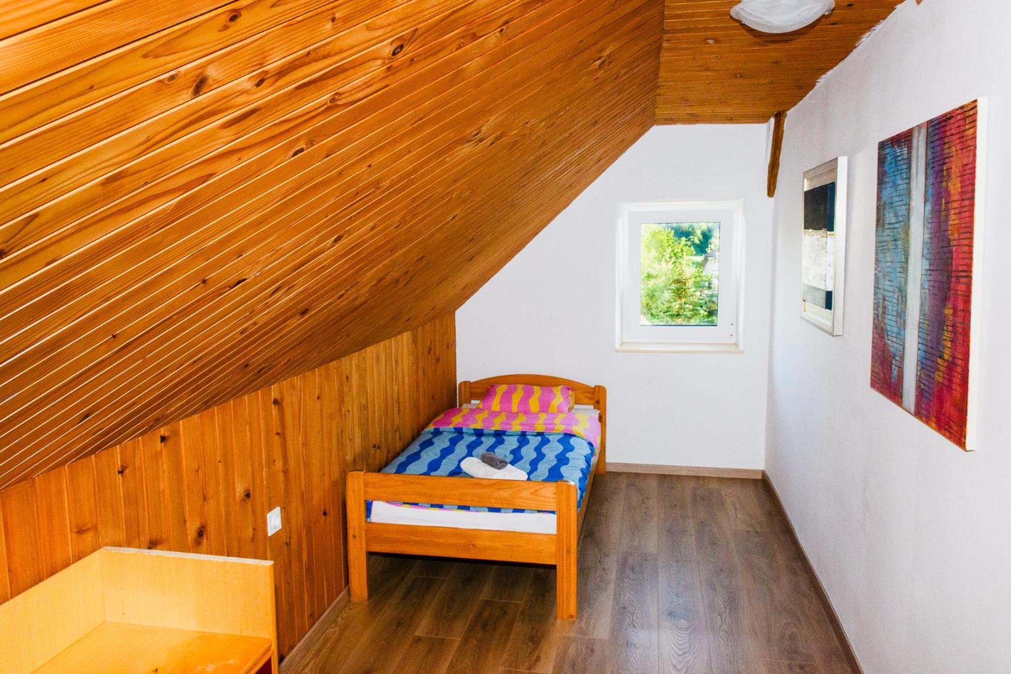 Laas Art Gallery Stari Trg pri Ložu Kültér fotó